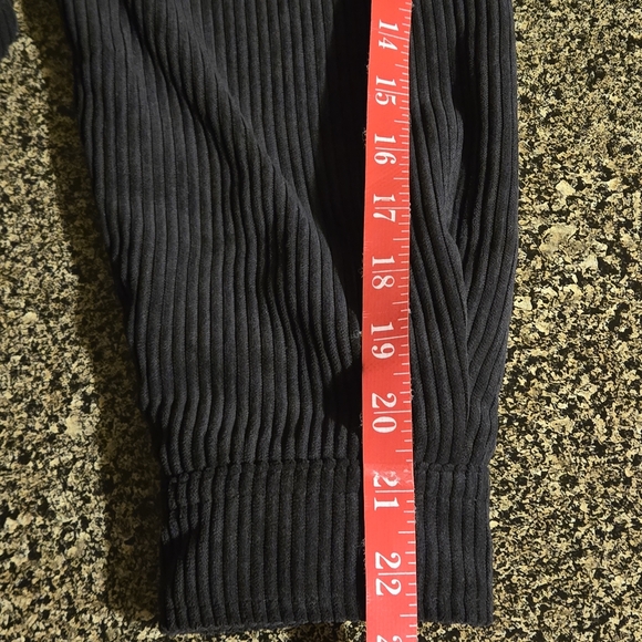 Love Tree Women's L Reversible Wide Wale Corduroy and Flannel Shacket Pockets - Picture 10 of 16